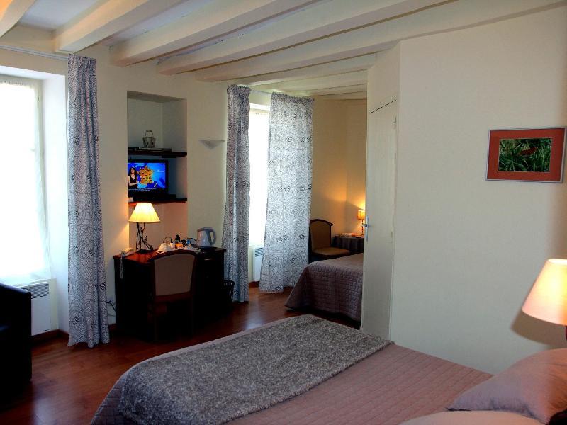 Auberge Du Cheval Blanc Beaumont-Pied-de-Boeuf  ภายนอก รูปภาพ