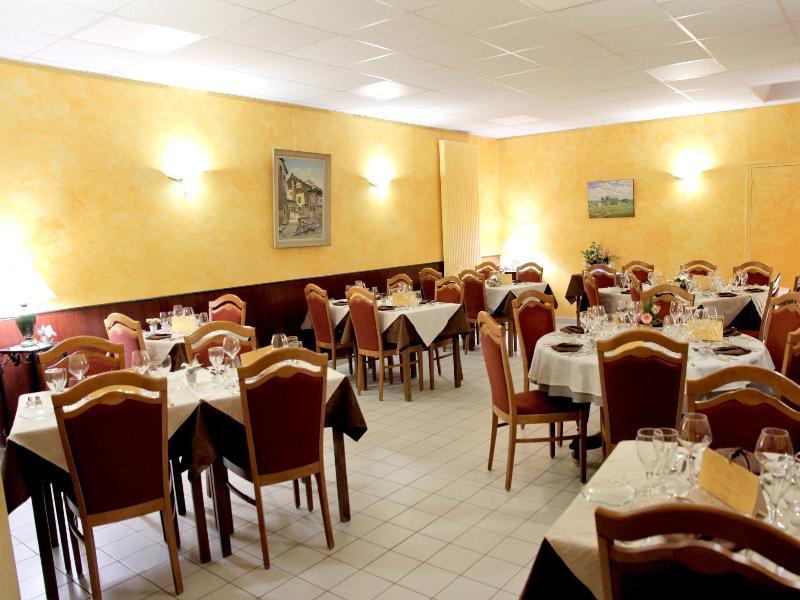Auberge Du Cheval Blanc Beaumont-Pied-de-Boeuf  ภายนอก รูปภาพ
